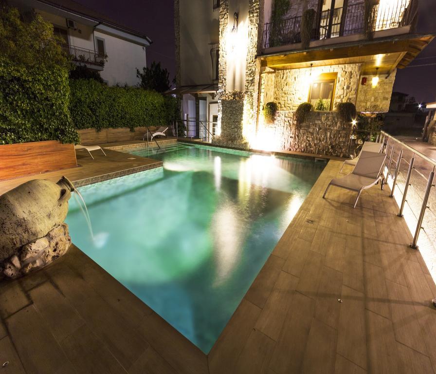 Hotel Villa Clementina สกาฟาติ ภายนอก รูปภาพ