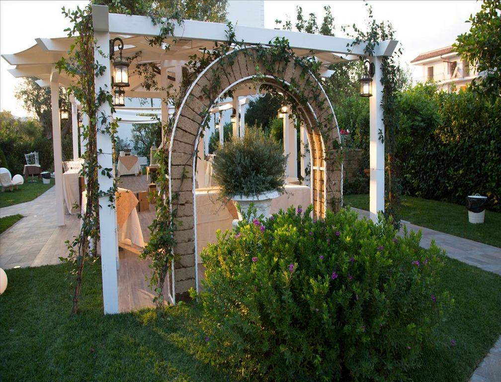Hotel Villa Clementina สกาฟาติ ภายนอก รูปภาพ